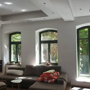  Apartment Center